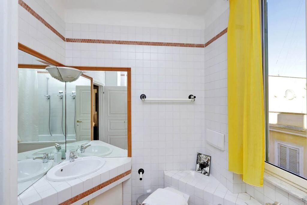 Trastevere Lovely Studio Apartment Рим Екстериор снимка